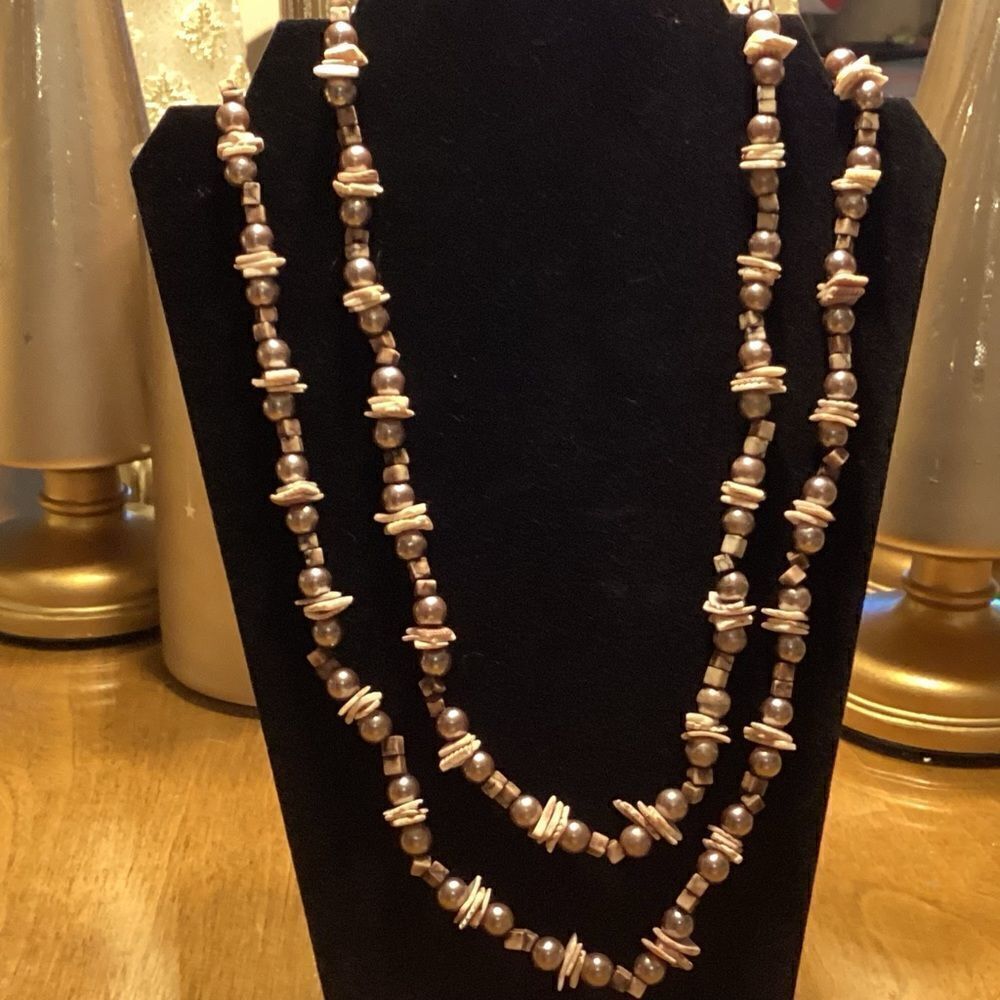 Faux Bronze Pearls an Shell Chips Organic Necklace - Picture 3 of 9